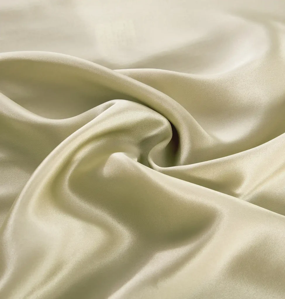 YUDI-Clothing-Silk-fabric-975x1024
